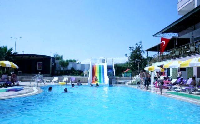 Ideal Beach Hotel Каргичак Екстер'єр фото
